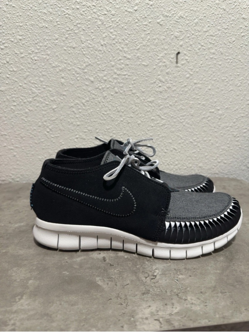 Nike Free Forward Moc 2 N7 Black Grey White IB8163-010 Men's Size 9 Shoes